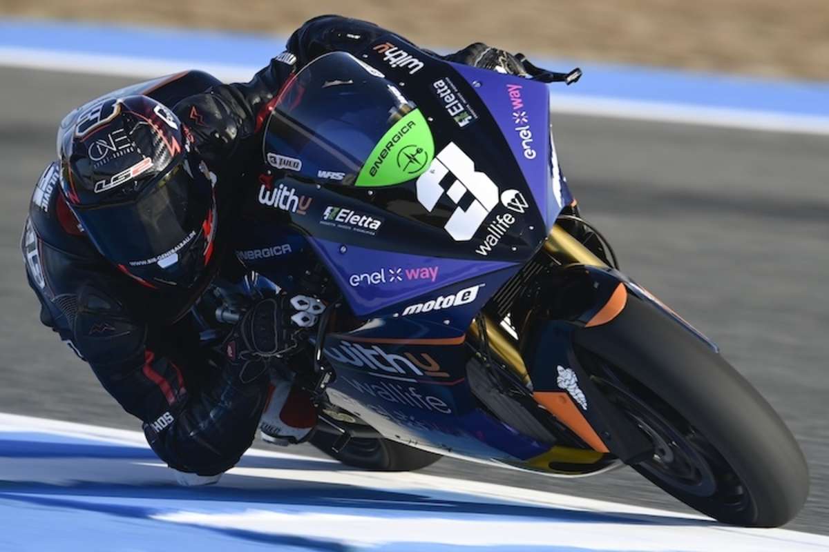 Comeback nach nach einem Jahr Pause. 2022 war der deutsche Lukas Tulovic zuletzt erfolgreich im MotoE-World Cup unterwegs