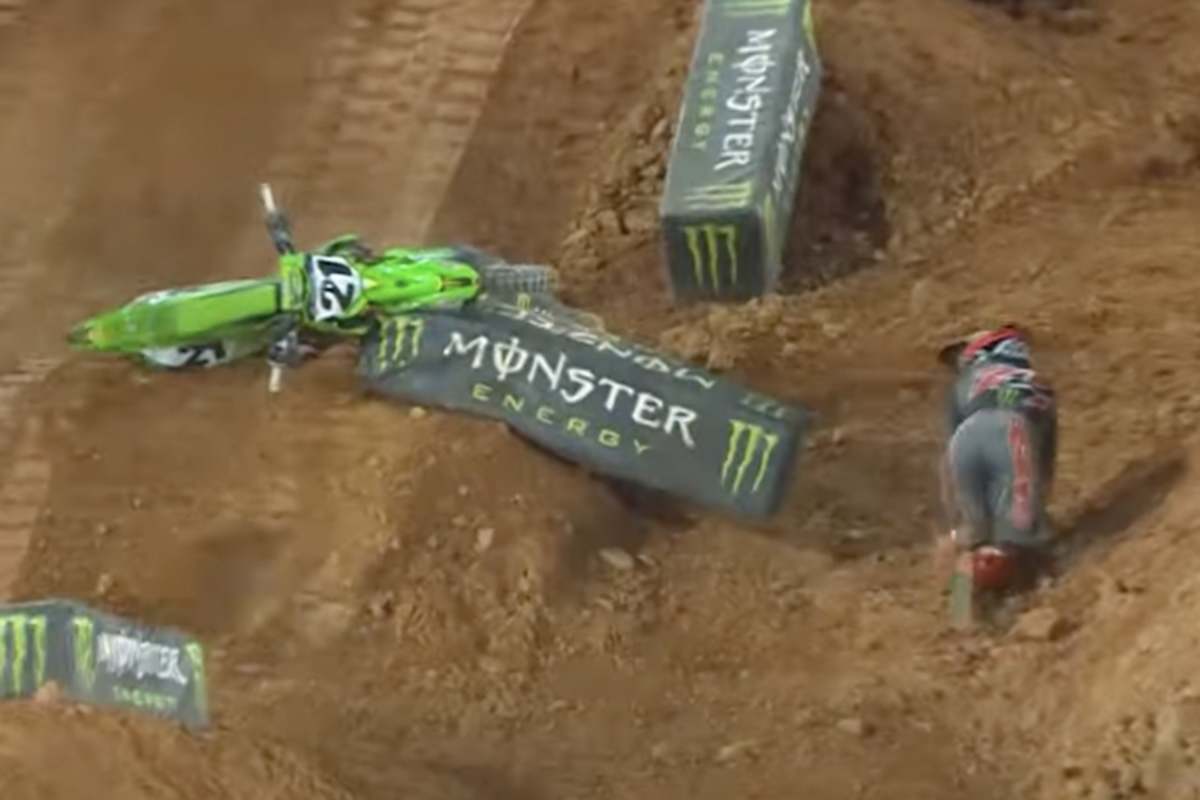 Jason Anderson nach seinem dritten Crash