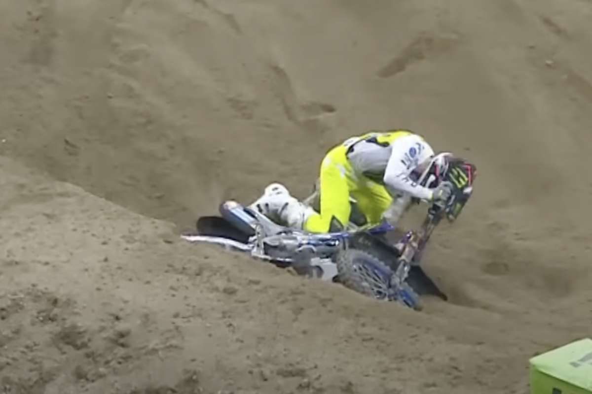 Cole Davies stürzte im Sand