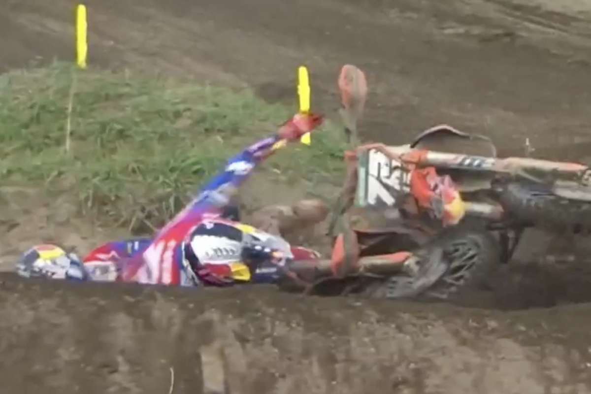 Andrea Adamo kollidiert mit Liam Everts und stürzt