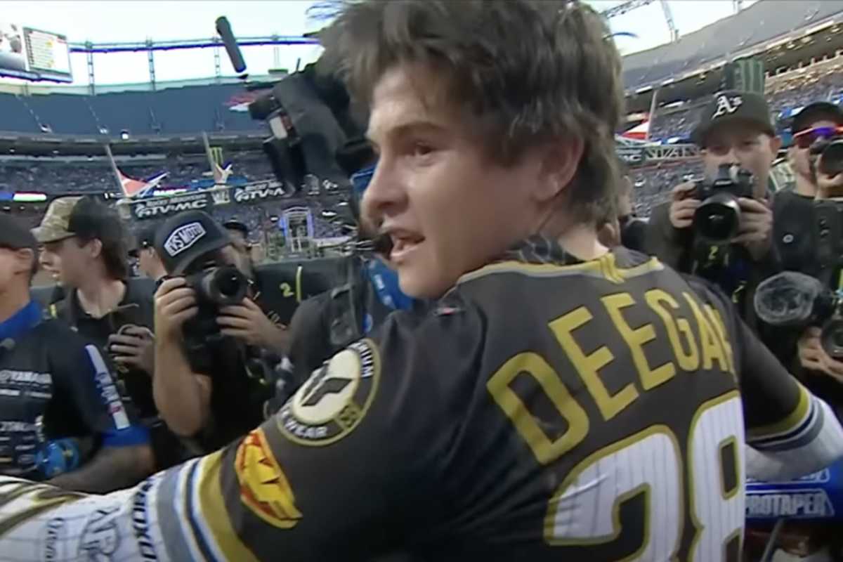 Haiden Deegan im Ziel