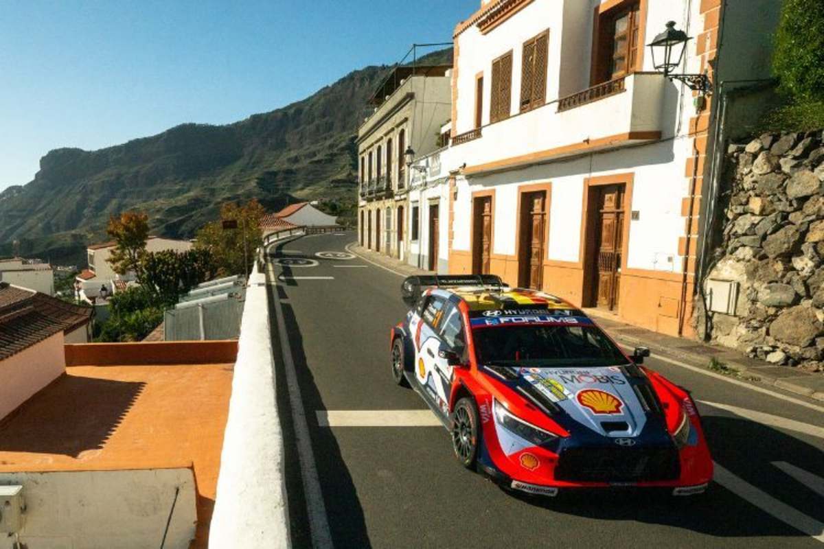 Charakterbuilding: Mit Fahrwerksproblemen war Weltmeister Thierry Neuville ohne Chancen auf eie Topplatzierung