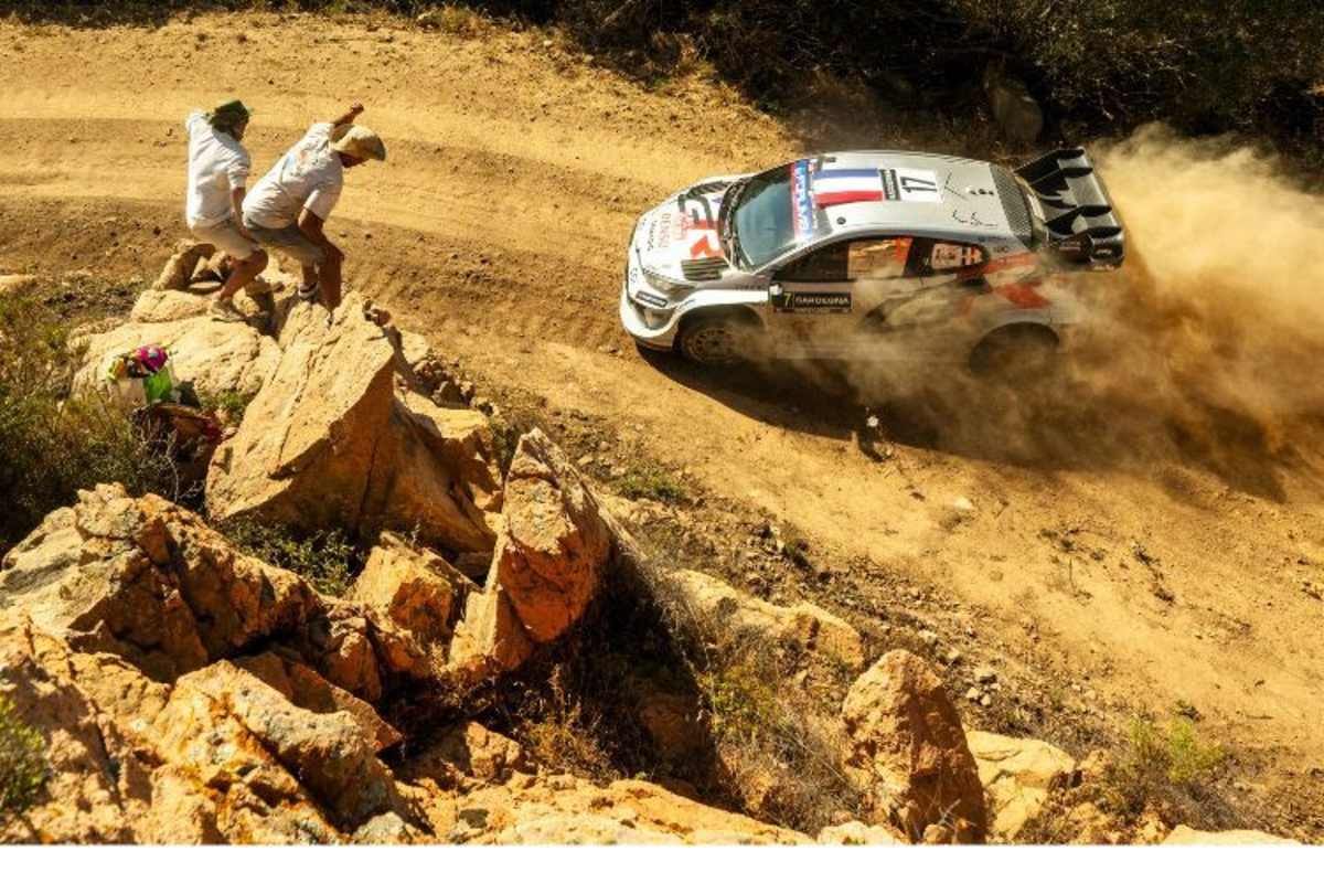 Schrecksekunden auf der letzten Etappe hinderten Sebastien Ogier nicht am Sardinien-Sieg