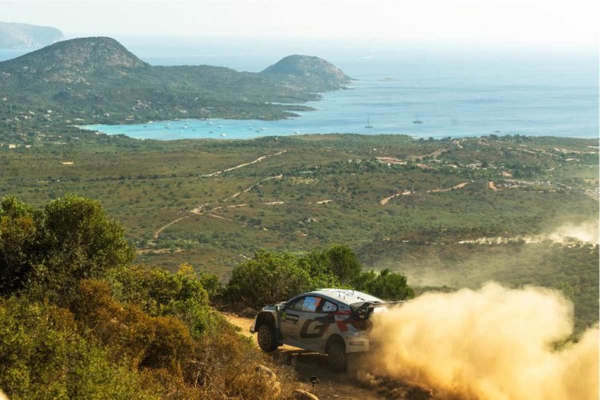 Führt nach der Italien-Rallye weiterhin die WM an: Toyota-Fahrer Elfyn Evans - aber der Vorsprung wird kleiner