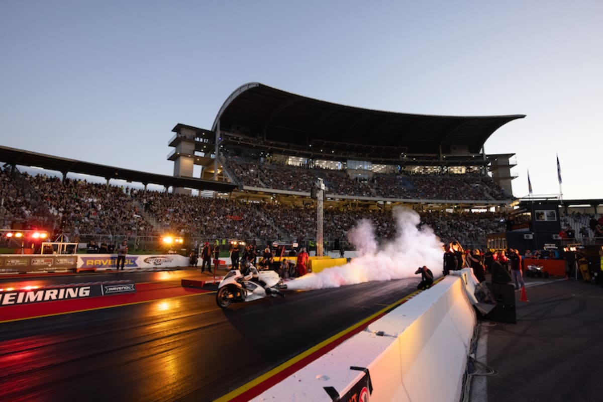 Graham Sykes auf seinem Steam Bike