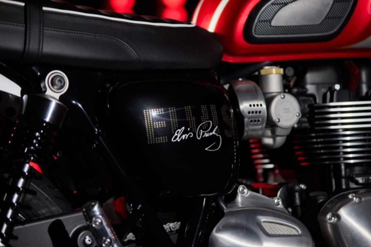 Was wie ein Vergaser aussieht ist übrigens eine moderne Multipoint-Benzineinspritzung