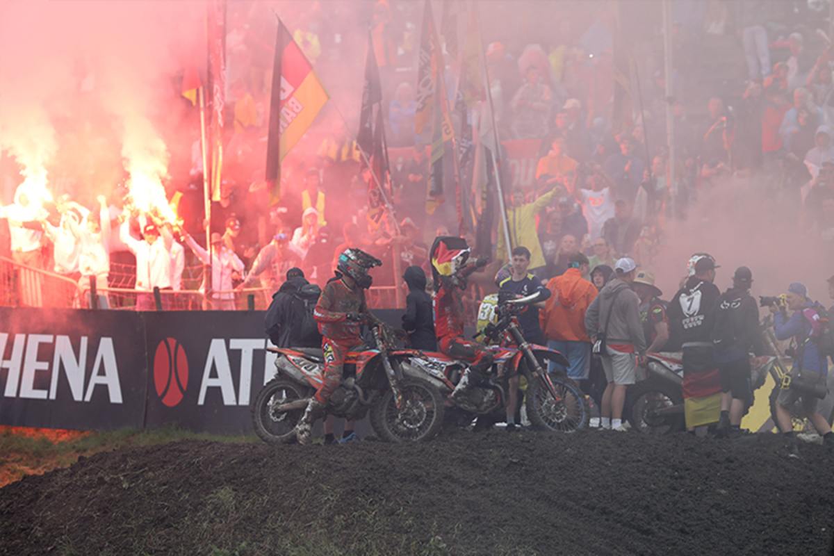 Die deutschen Fahrer werden von den Fans gefeiert