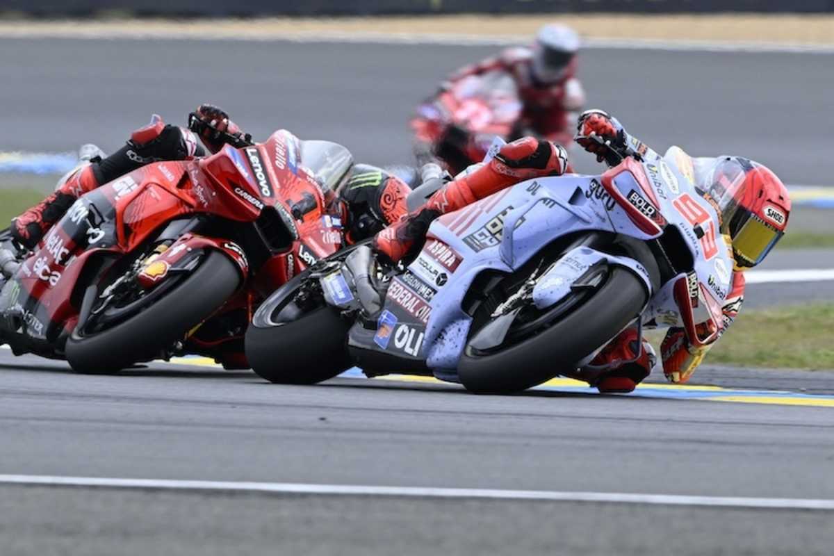 Marc Márquez hat sich auf der Ducati warm gefahren und ist einer der Hauptdarsteller des Fahrerkarussells