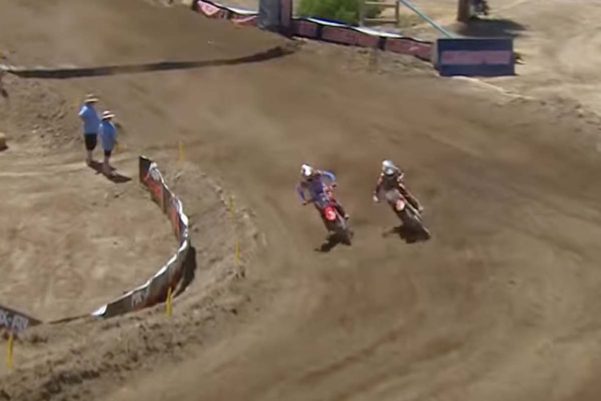 Chase Sexton setzt sich gegen Hunter Lawrence durch