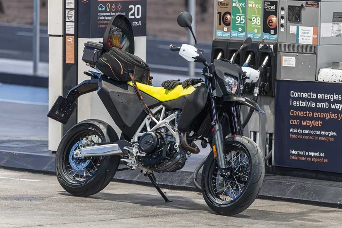 Ähnlich, aber nicht identisch: Der Einzylindermotor ist im Detail stark verändert