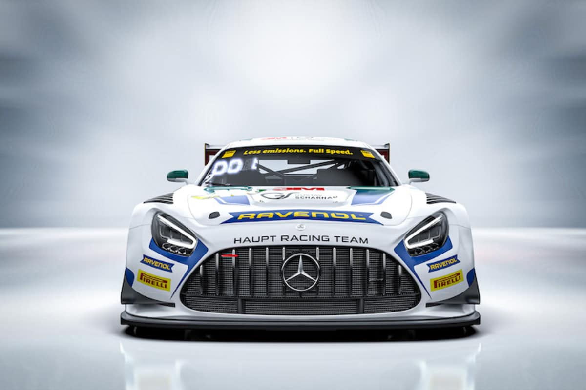 Der Haupt Racing Team Mercedes-AMG GT3 mit dem David Schumacher und Salman Owega im ADAC GT Masters angreifen.