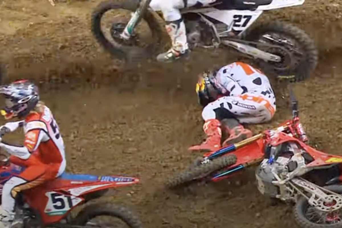 Tabellenführer Jett Lawrence ging im dritten Finale zu Boden