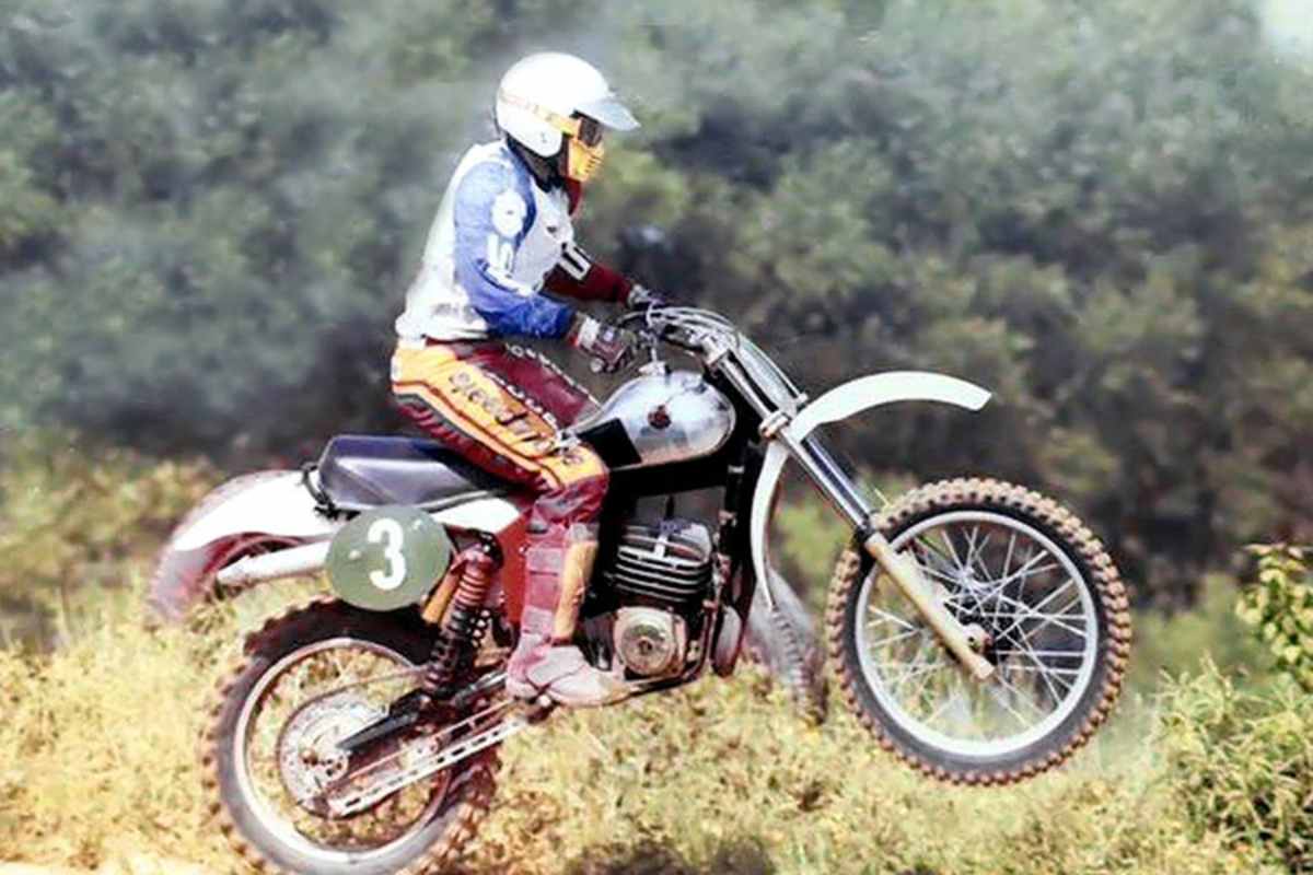 Kavinov musste am Ende seiner Karriere von KTM auf CZ wechseln und gewann für CZ den letzten Grand Prix