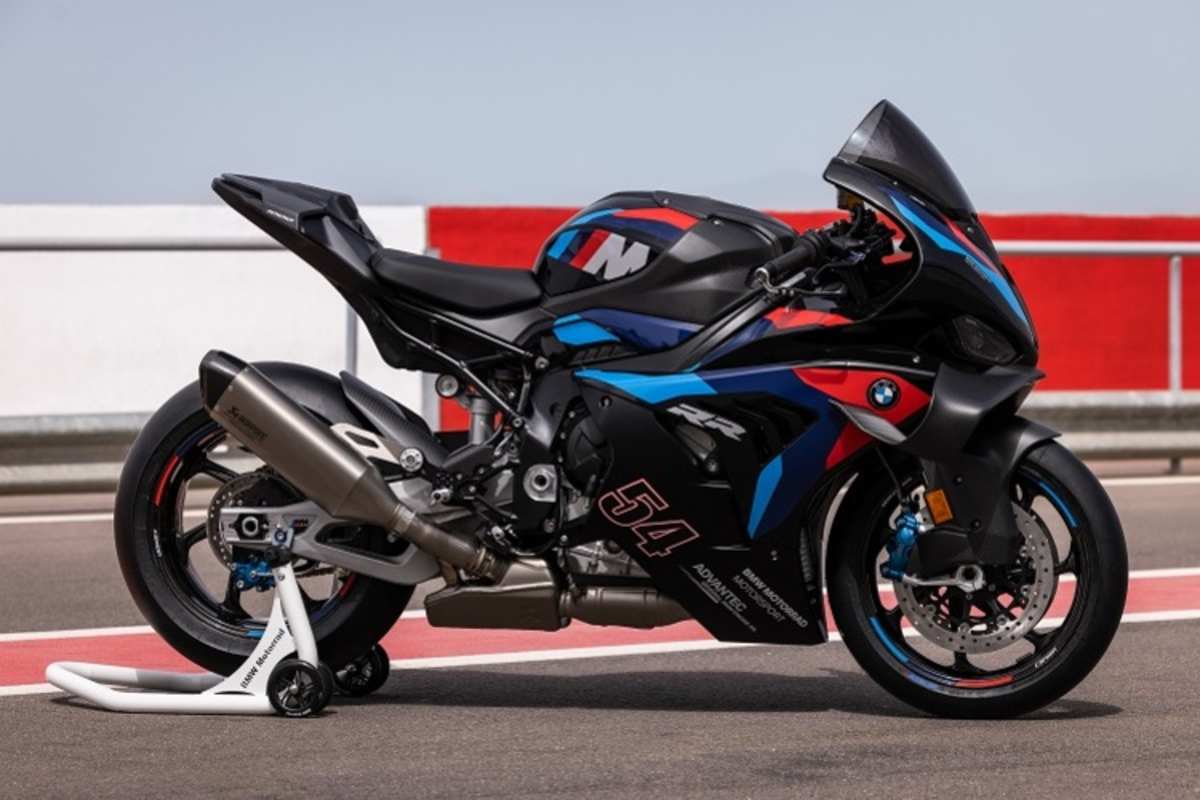 BMW M1000RR, Jahrgang 2025: Mehr Leistung, mehr Abtrieb, mehr Elektronik