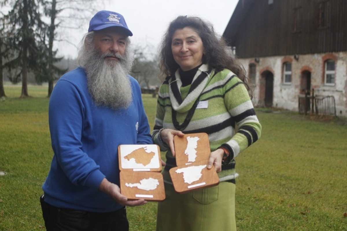 Gesamtsieger Wolfgang Meisinger, Damen-Siegerin Marta Guerra: Zusammen 2842 Pässe in einem Jahr