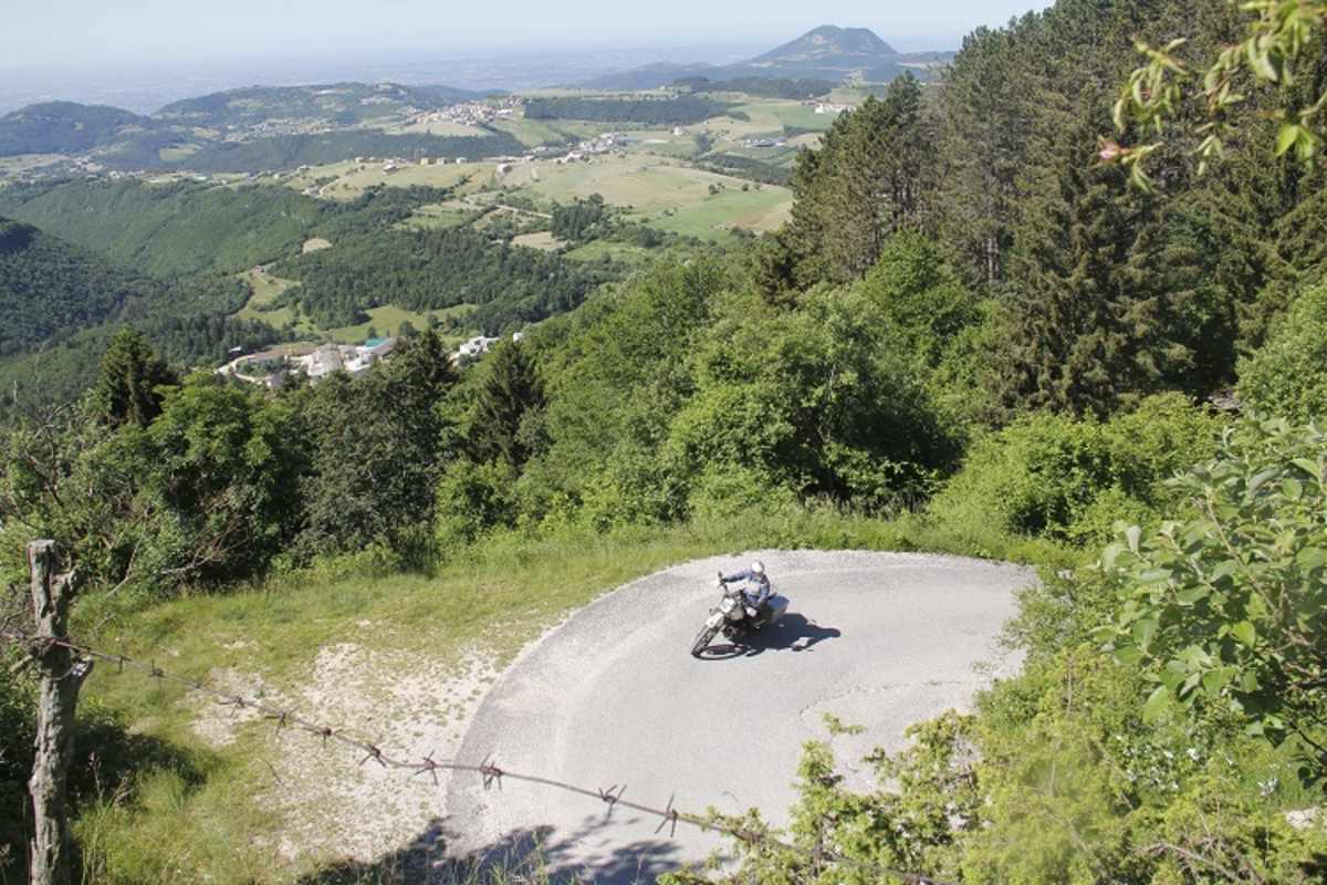 Kurvenswing an einem von aktuell 5082 dokumentierten Pässen 