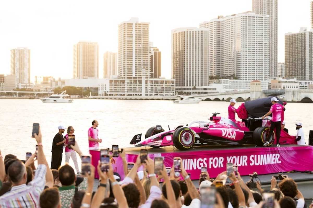 Die Sonderlackierung wurde im Joia Beach Club enthüllt