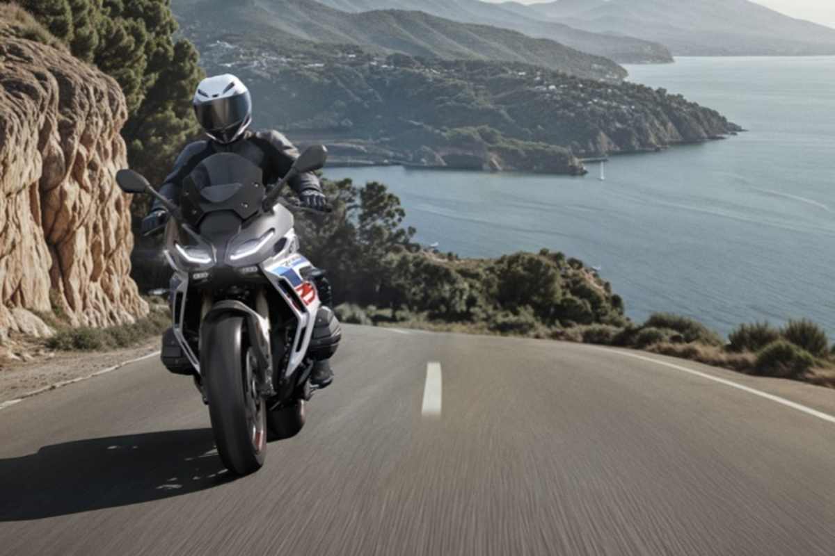 Neoklassiker mit hochwertigen Komponenten für die klassisch-engagierte Fahrt: Triumph Speed Twin 1200 RS