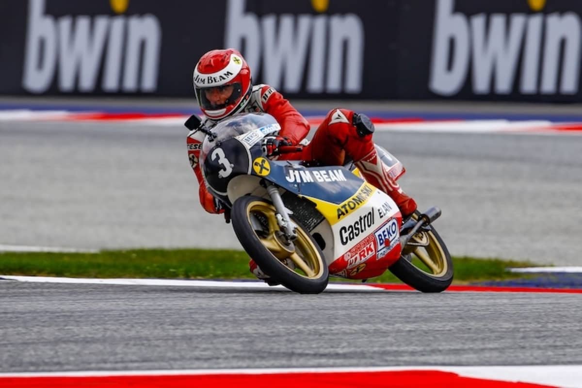 Lokalheld: Gustl Auinger mit der  Zweizylinder-125 der Saison 1986