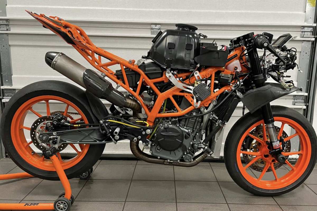 KTM komplett