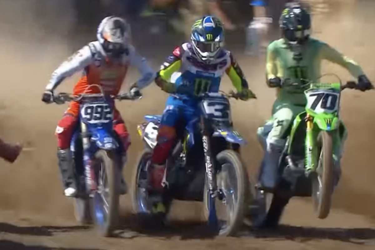 Tomac kollidierte nach dem Start mit Guillod