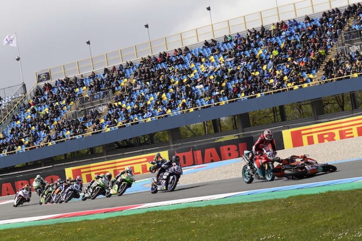 Der Sturz von Jeffrey Buis in Assen