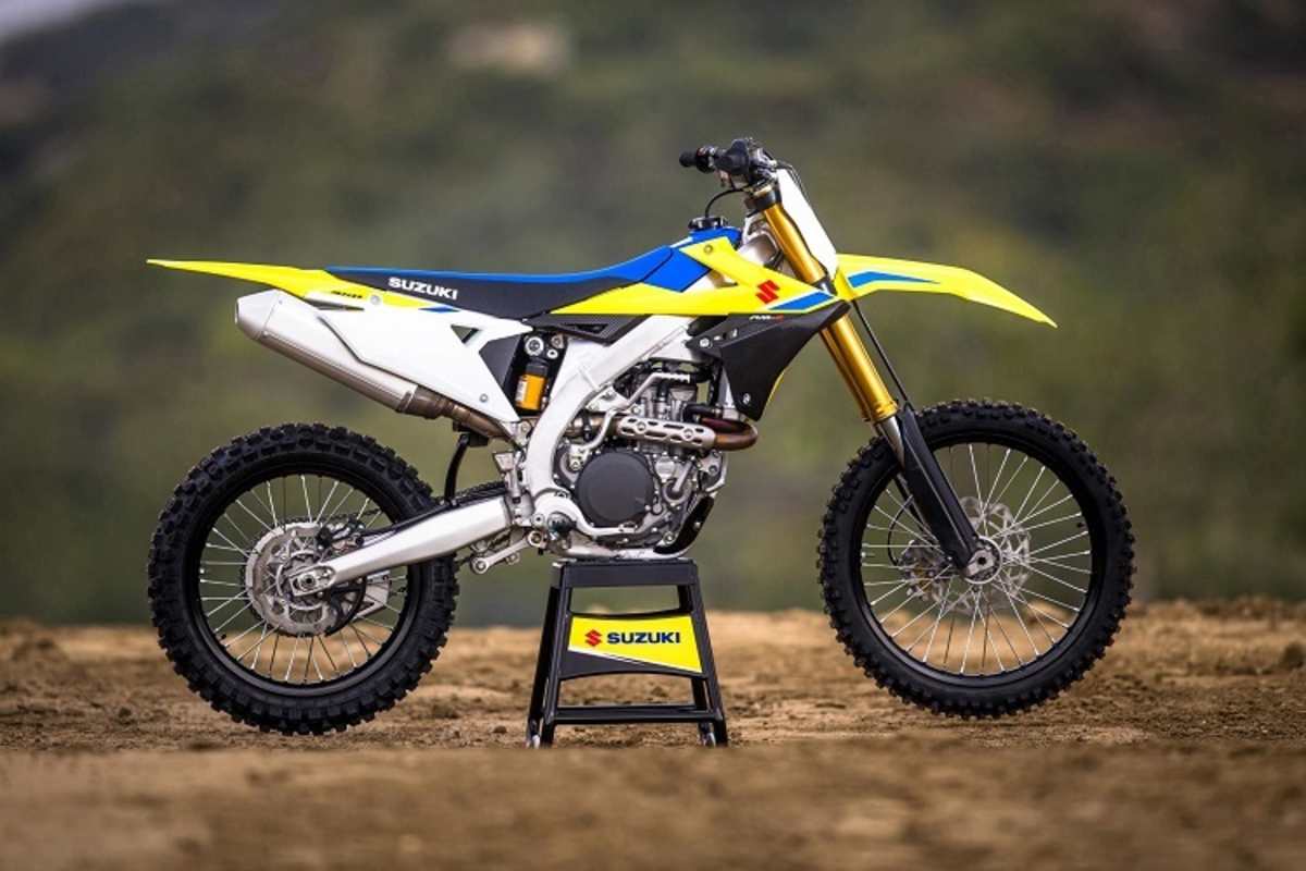Vorserienmodelle der RM-Z 450 wurden 2017 in der WM erfolgreich erprobt, doch 2018 wird es in der Motocross-WM kein Suzuki-Werksteam mehr geben 