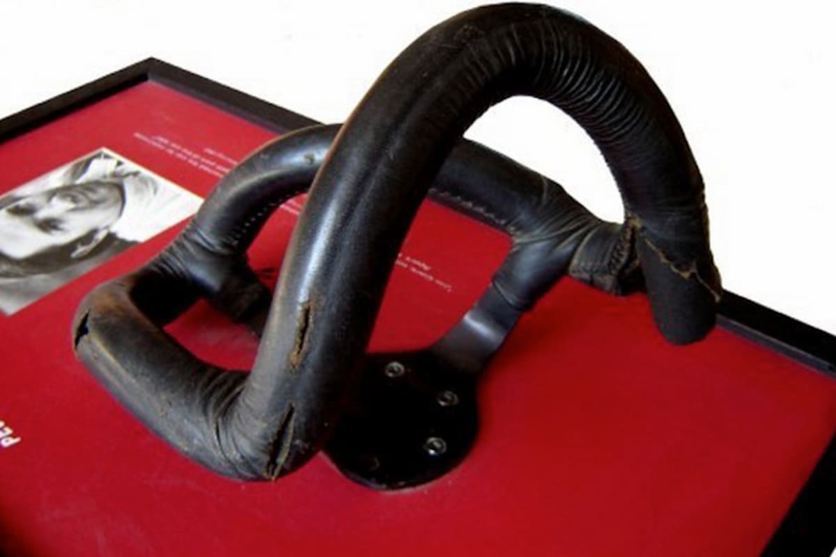 Das Lenkrad aus dem Unfallwagen von Pedro Rodríguez