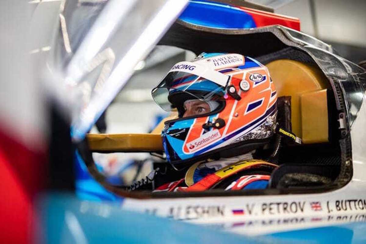 Jenson Button im Sportwagen