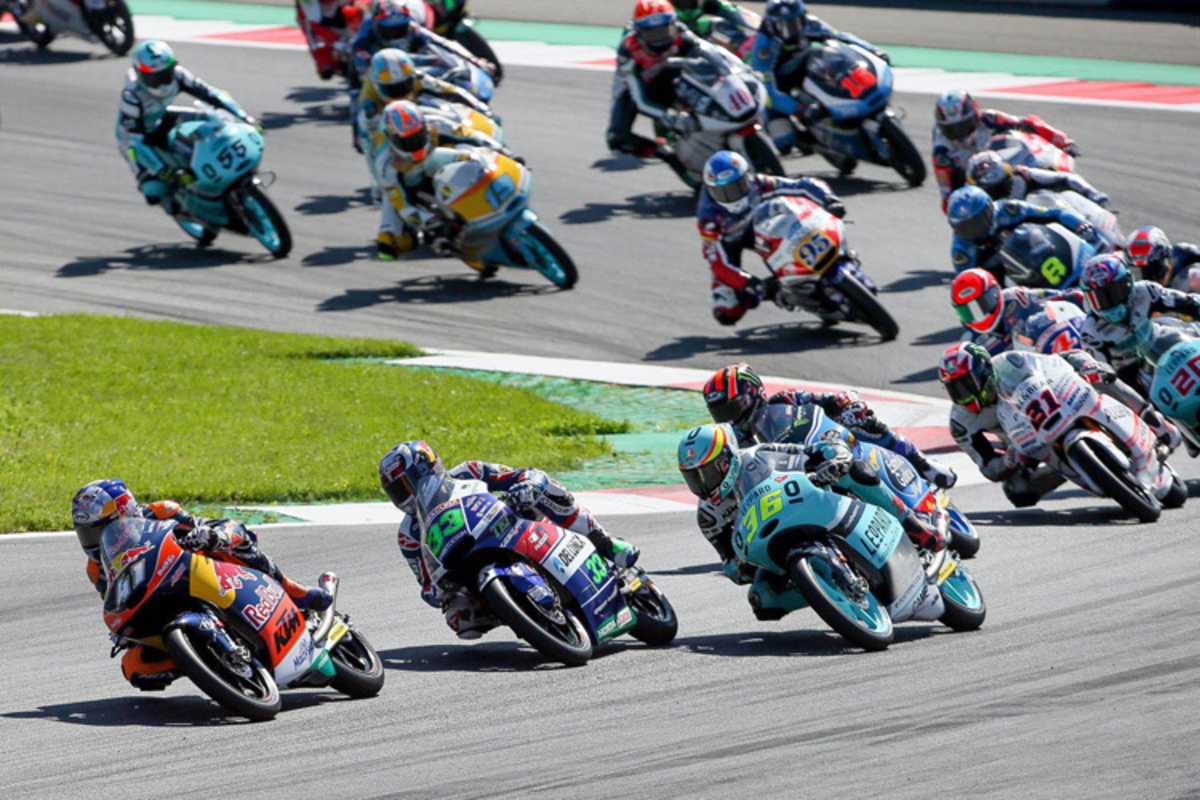 Auch in der Moto3 geht es hoch her