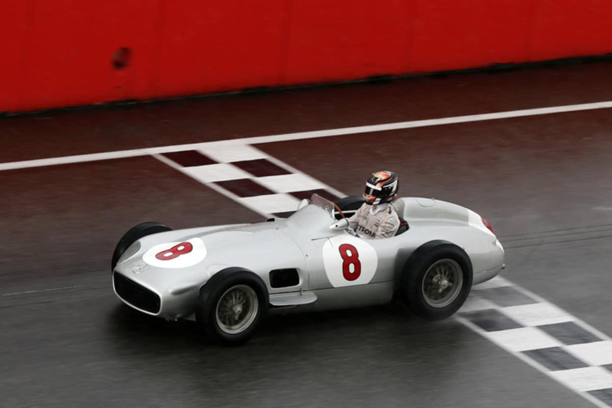 Pascal Wehrlein durfte im Mercedes-Benz W 196 R 