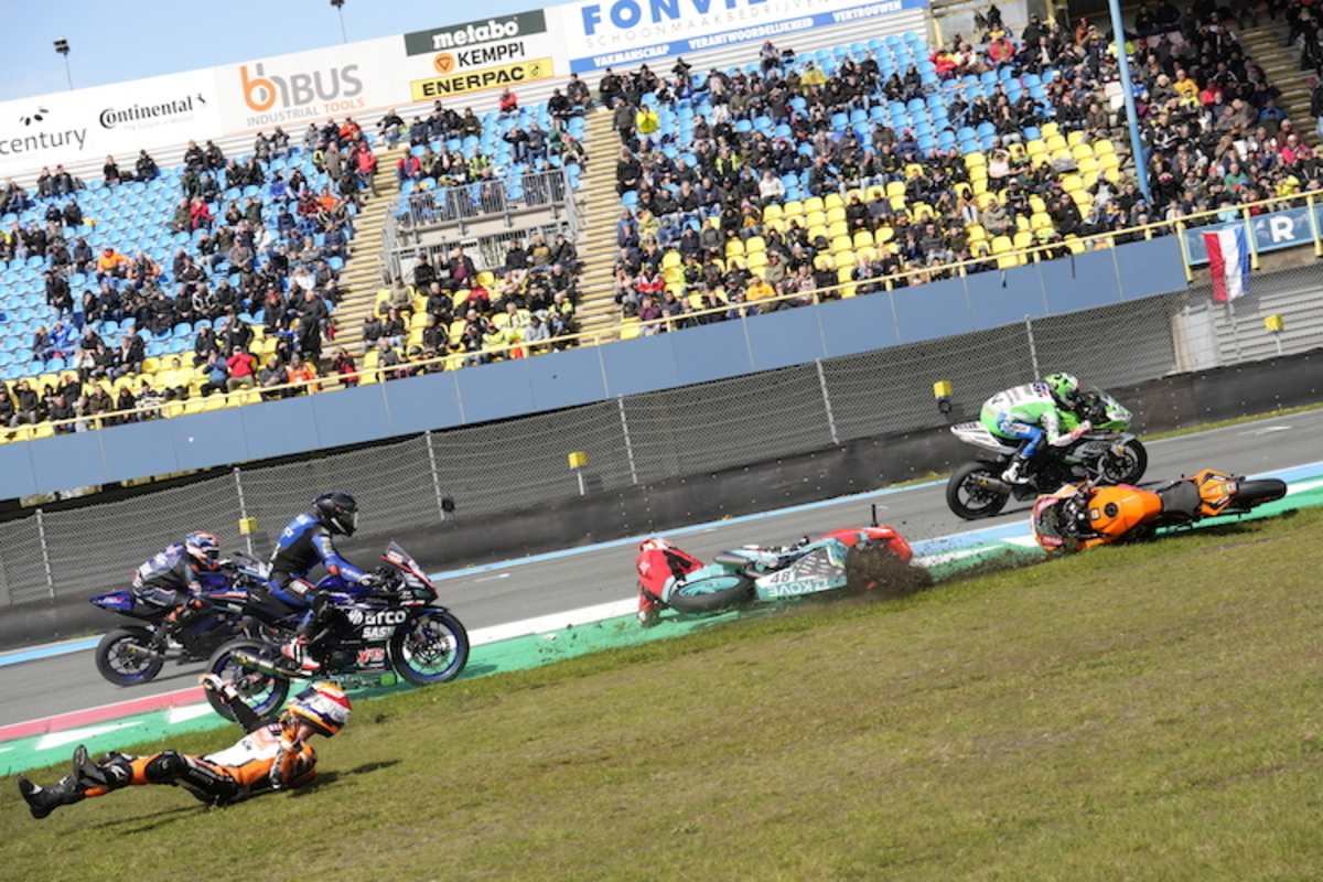 Der Sturz von Jeffrey Buis in Assen