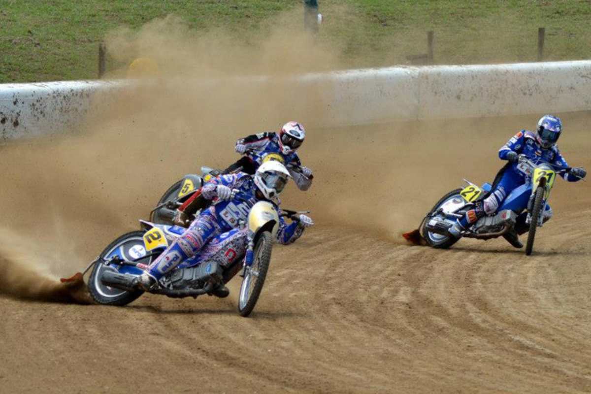 Jannick de Jong (2) führt die WM überlegen an