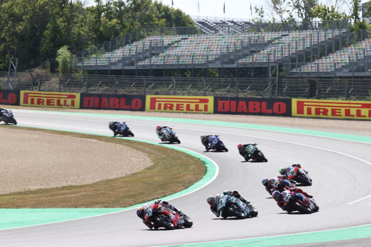 Rinaldi, Davies, Haslam, Bautista