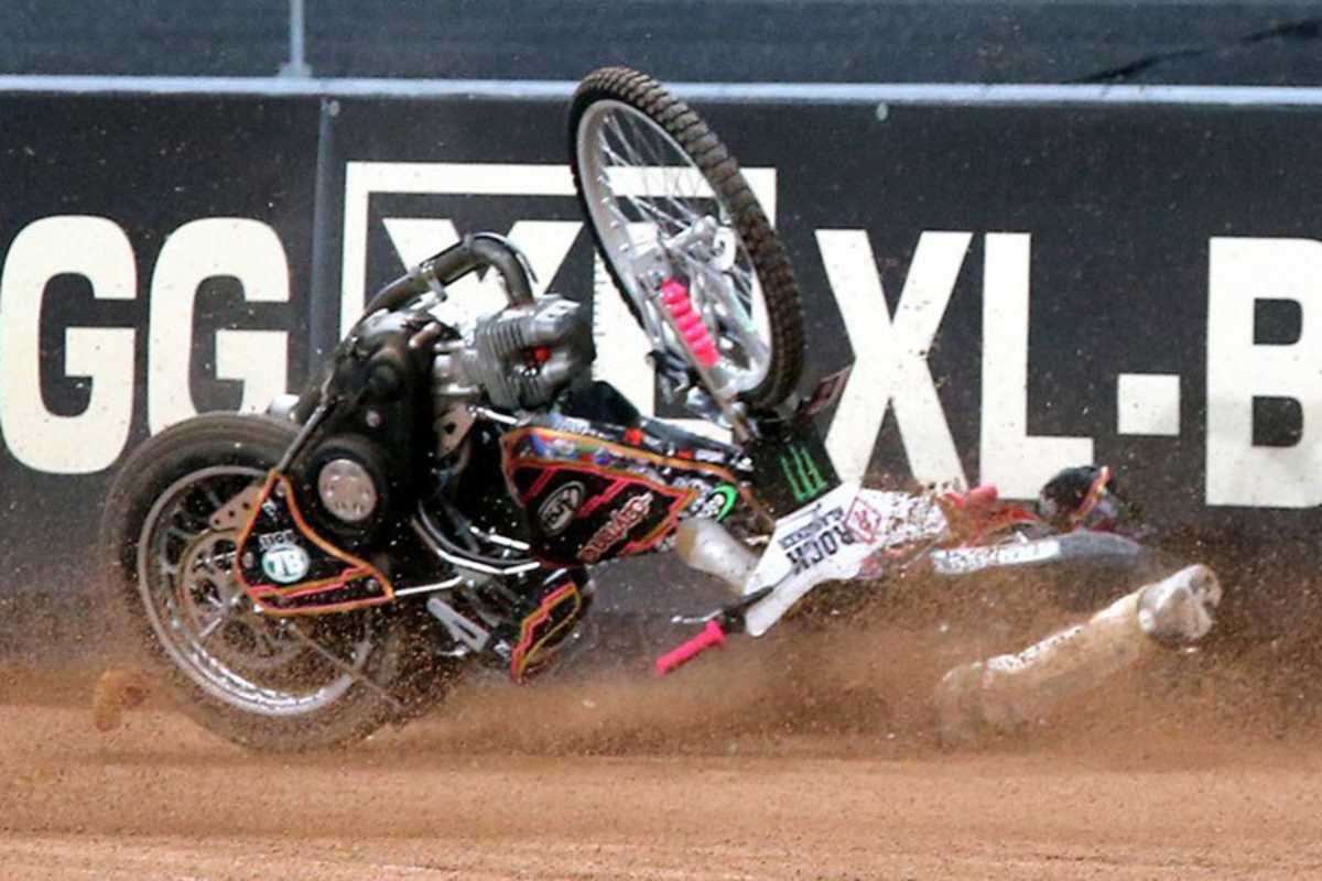 Spektakuläre Stürze gehören leider auch dazu