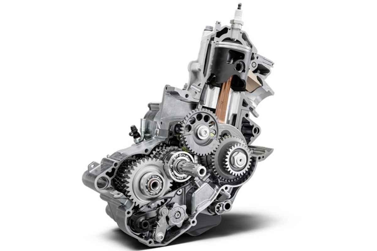 Moderner Motor mit Elektrostarter und Ausgleichswelle