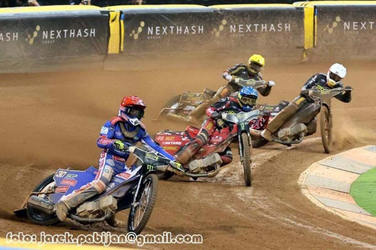 Madsen, Fricke, Janowski, Thomsen