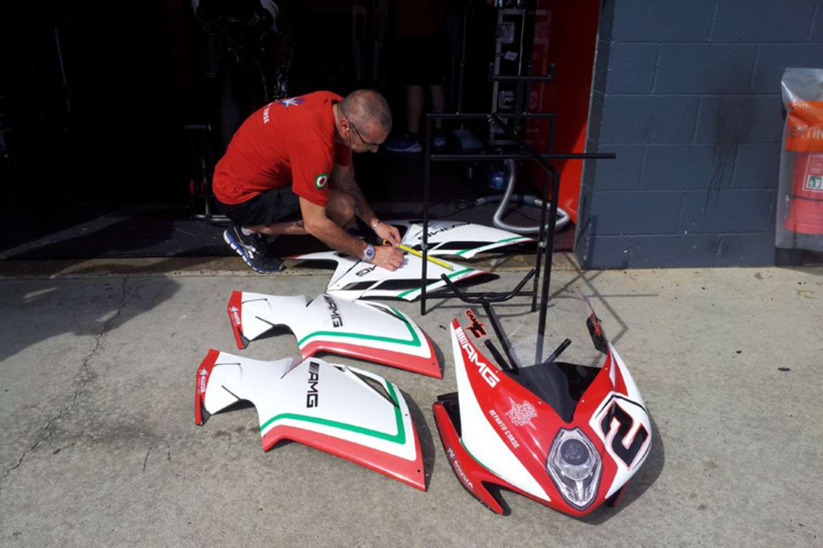 AMG wirbt bei MV Agusta