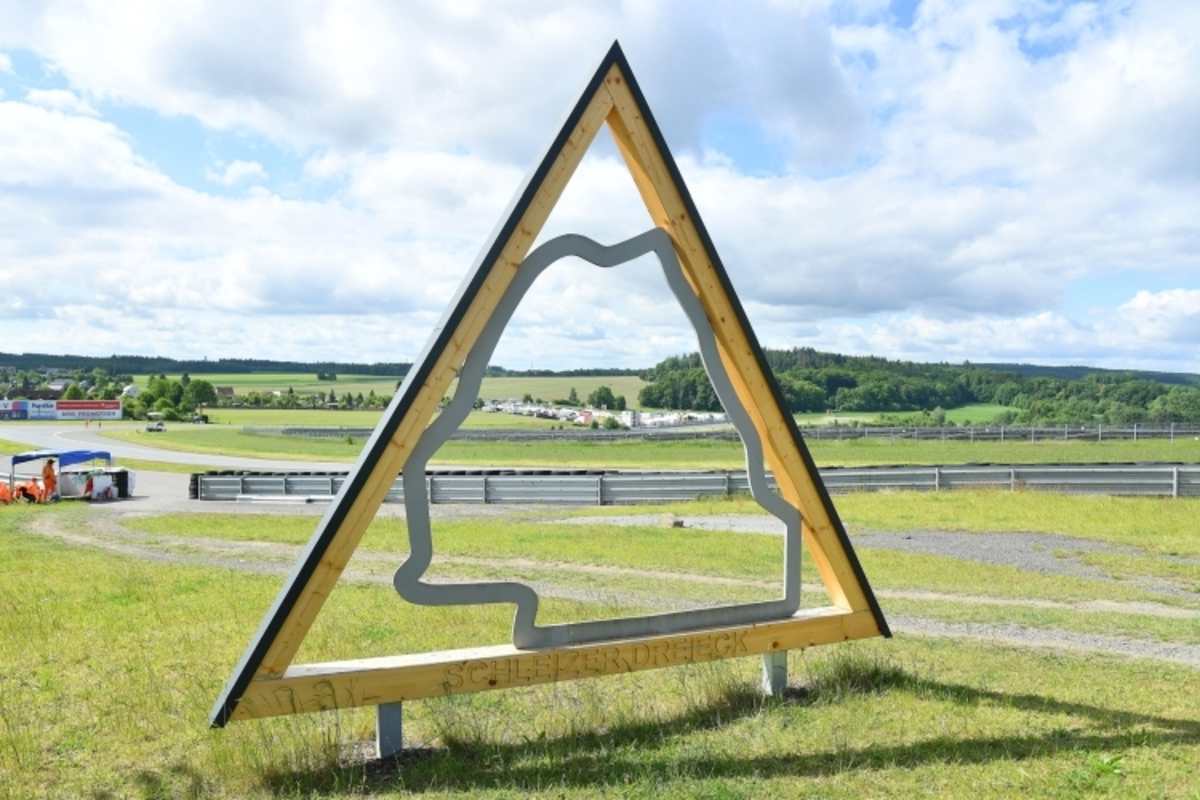 IDM Schleiz 2025: Im Paddock