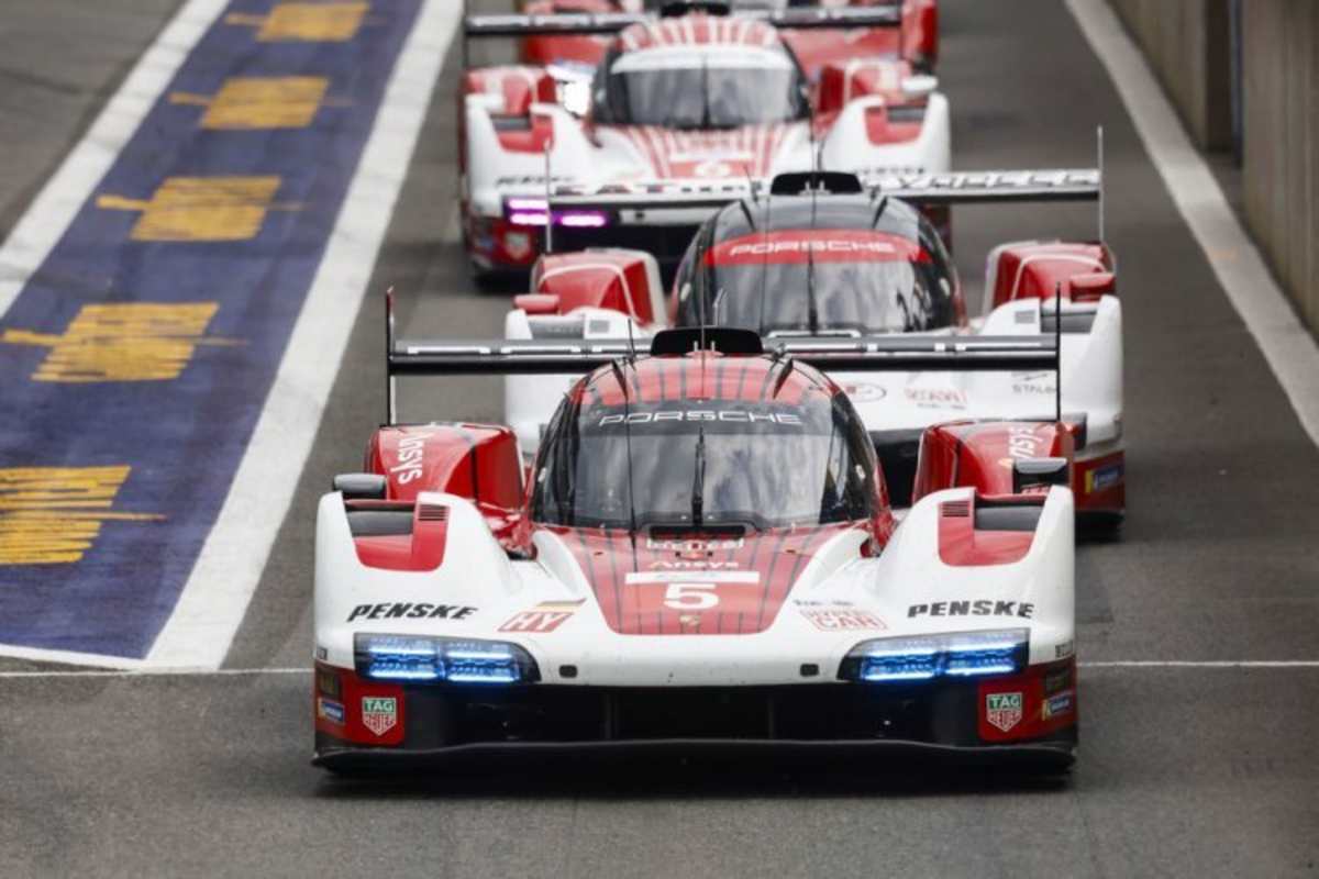 Der Werks-Porsche 963 in der Boxengasse