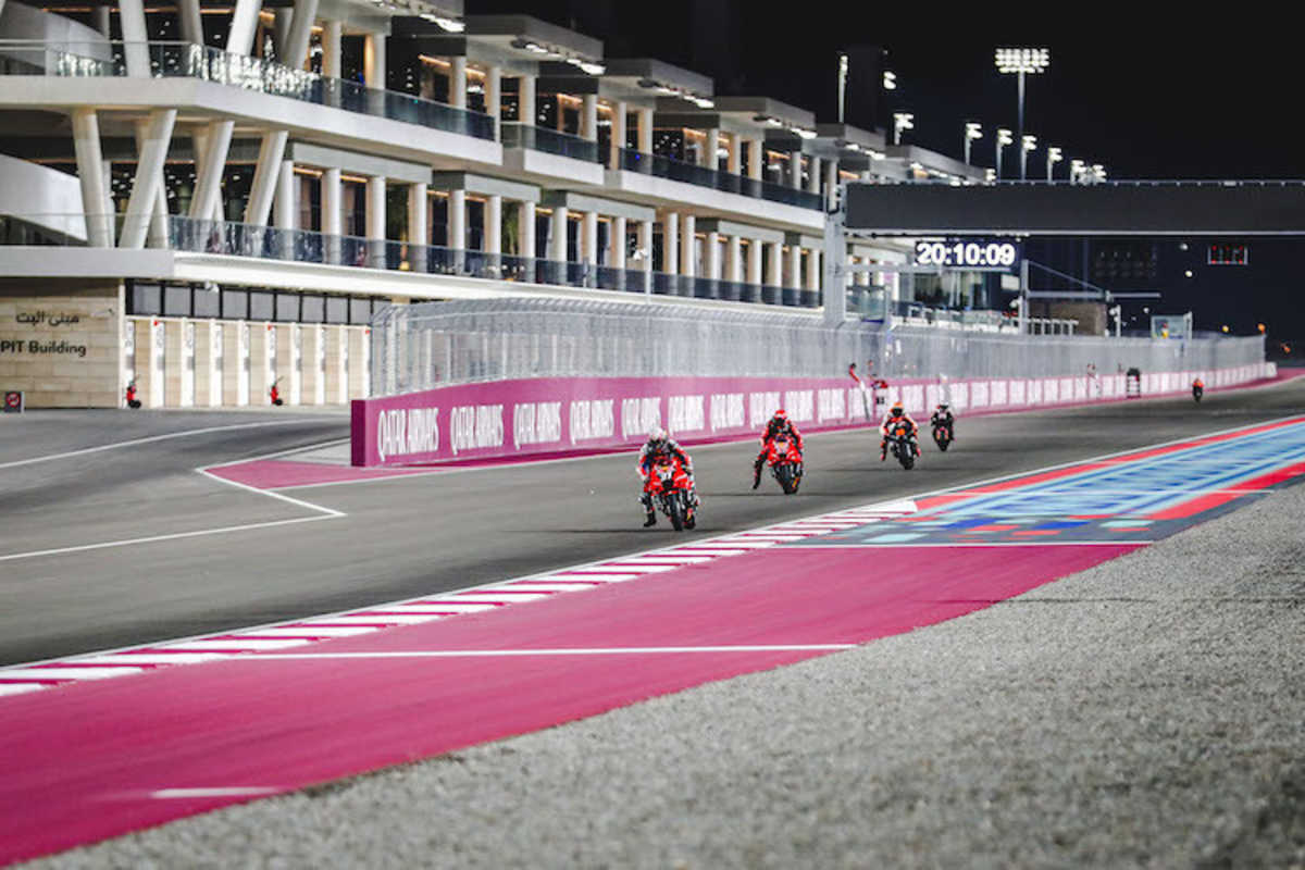 Willkommen zum Test in Katar