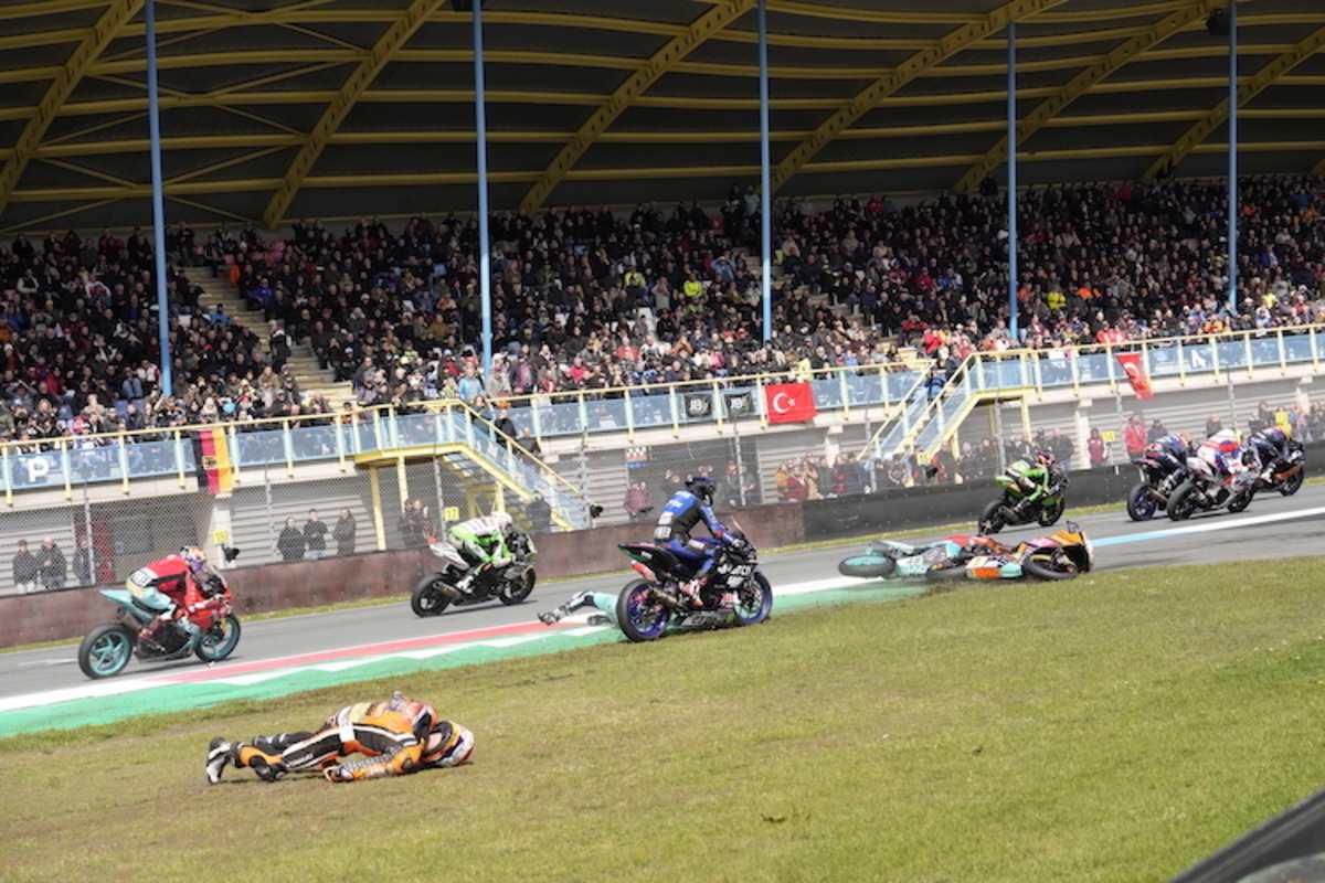 Der Sturz von Jeffrey Buis in Assen