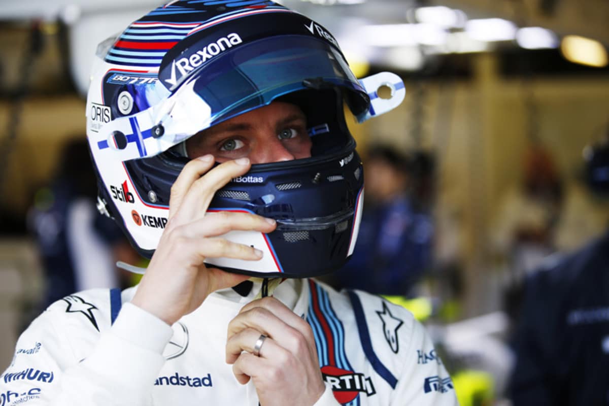  Valtteri Bottas hat sich für einen Helm von Stilo entschieden LAT  
