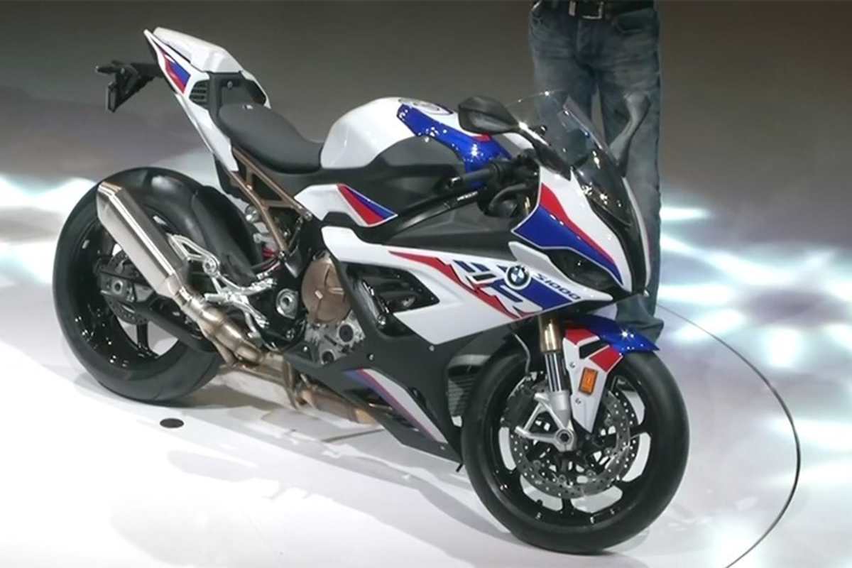 BMW will mit der neuen S1000RR wieder in der Top-Liga der Superbike-WM mitspielen 