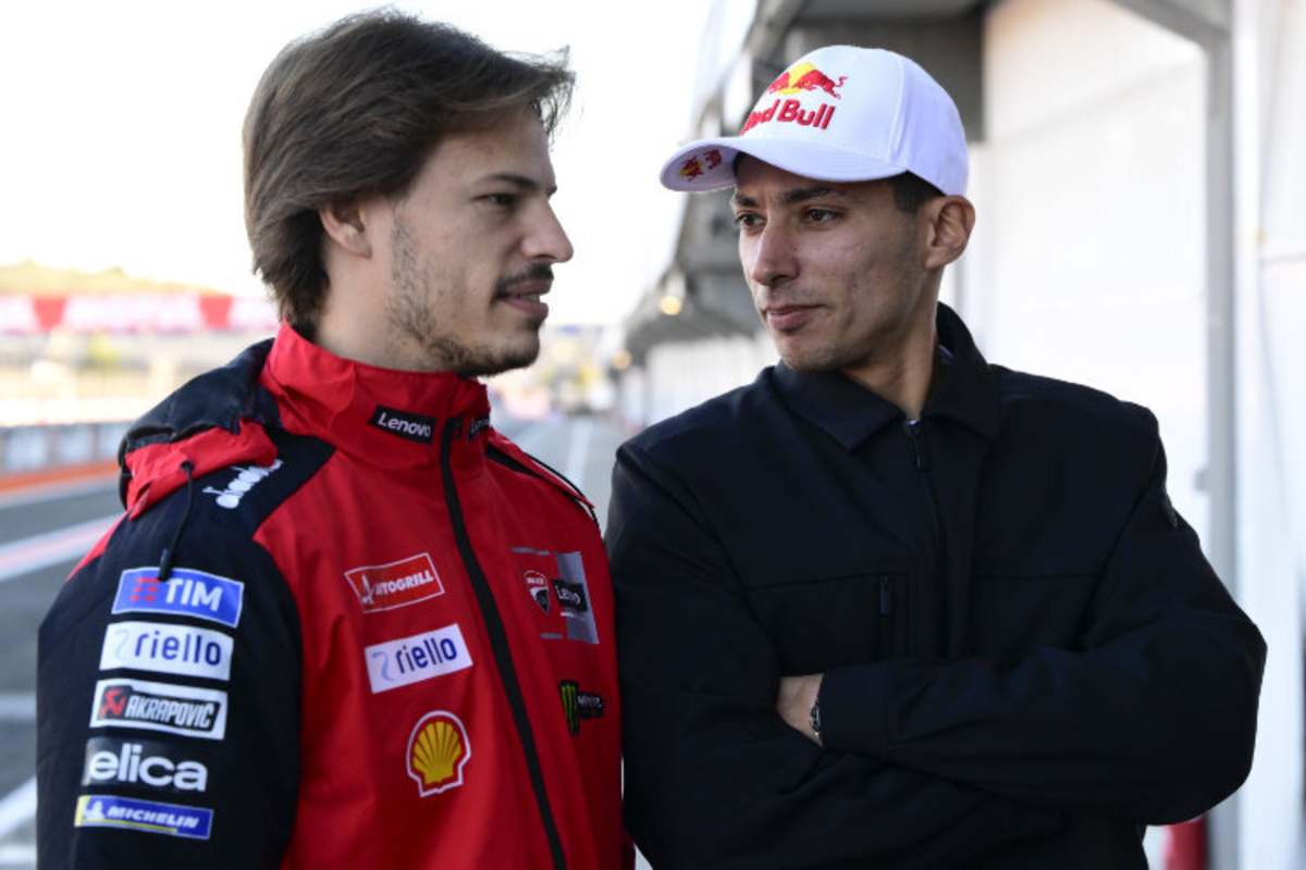 Superbike-Gefährten: Nicolo Bulega (li.) und Toprak Razgatlioglu