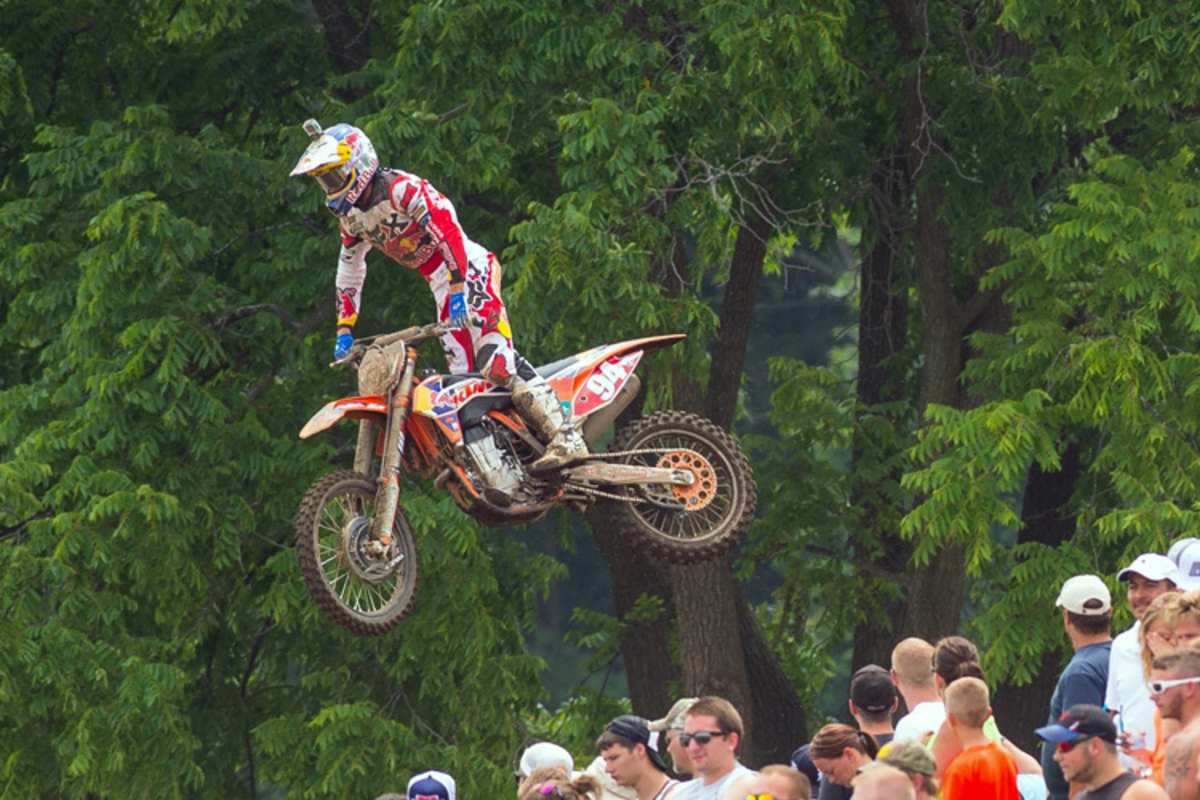 Ken Roczen gewinnt Lauf 1 von Budds Creek!