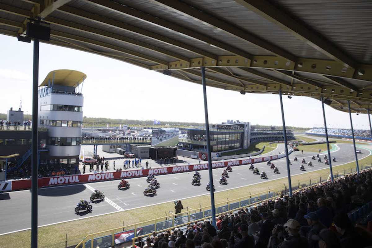 Willkommen zum Rennen in Assen