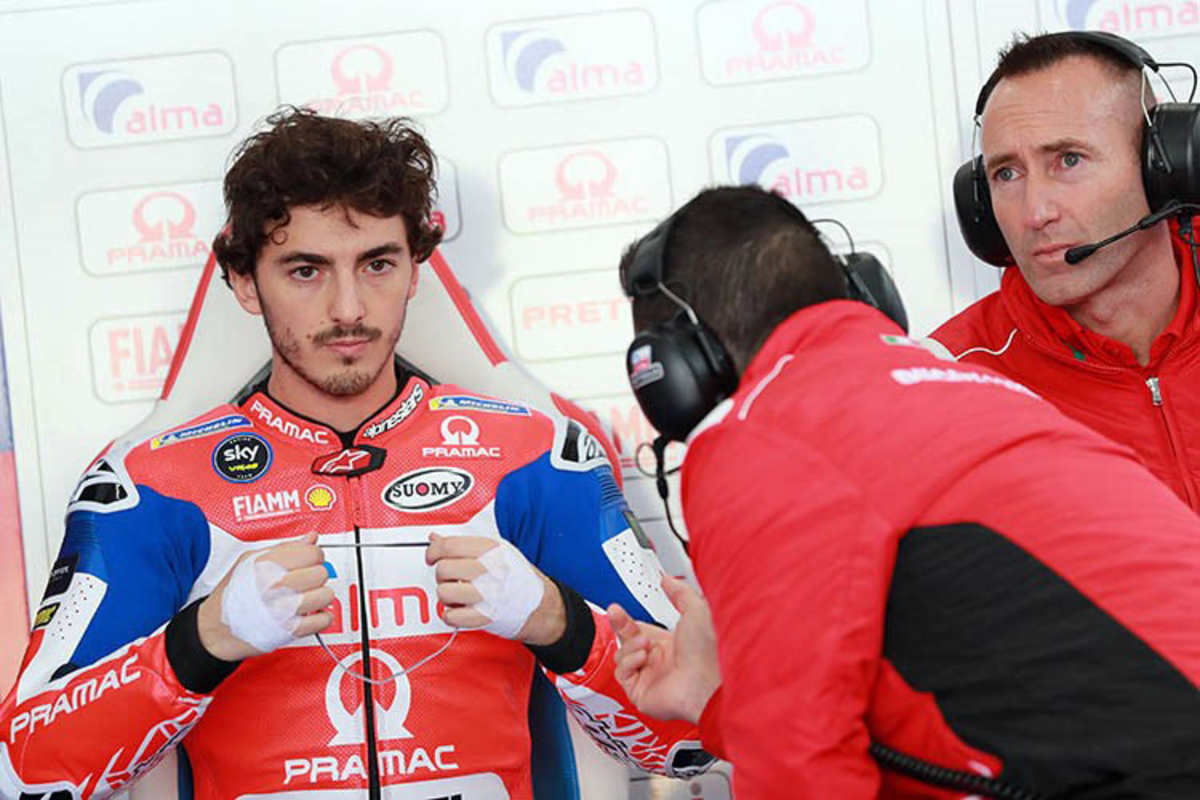 Pecco Bagnaia mit Christian Gabarrini