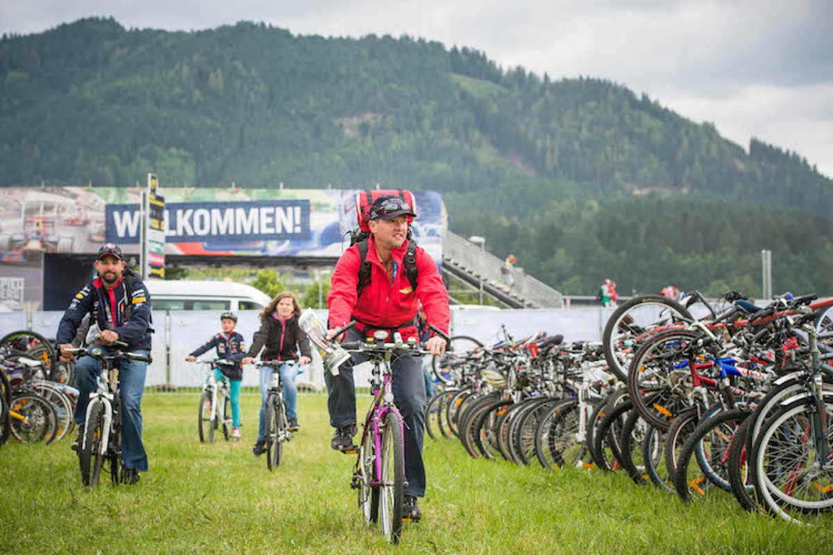 Warum nicht einfach mit dem Rad zum Ring?