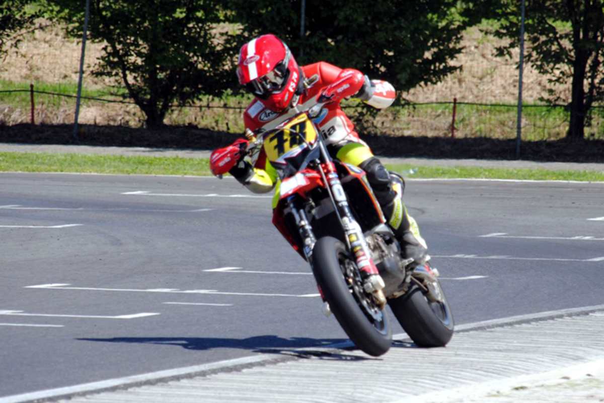 Felix Forstenhäusler: Zeitenvergleich mit der Supermoto-WM